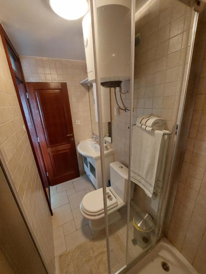 Guest House Paola Примоштен Экстерьер фото